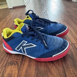 KELME Kids Indoor Soccer Sneakers (unisex)